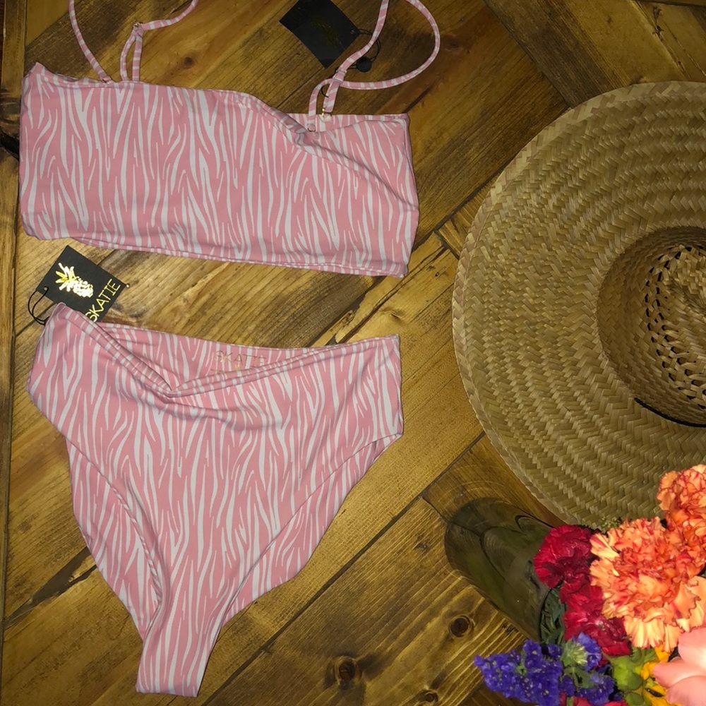 Skatie Miami bikini (Monroe bottom & Sarah top)